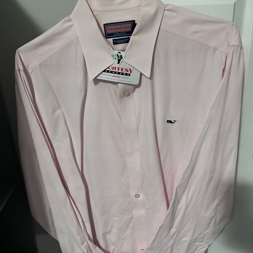 Vineyard Vines Men's Pink Shirt